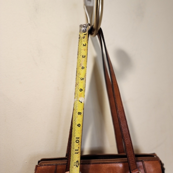 Etienne Aigner Camel Brown Leather Showlder bag - Picture 8 of 16